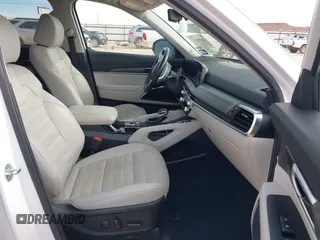 2023 Kia Telluride SX Prestige X-Pro with VIN 5XYP5DGC2PG327611, listed as a IAAI auction lot 41072515 with 30,809 mi miles and . Bid and sale history available at DreamBid. Image 5.
