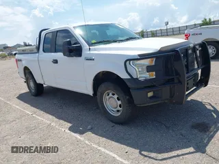 2015 Ford F-150 XLT with VIN 1FTFX1EF9FKD84687, listed as a IAAI auction lot 42482386 with 299,523 mi miles and . Bid and sale history available at DreamBid. Image 1.