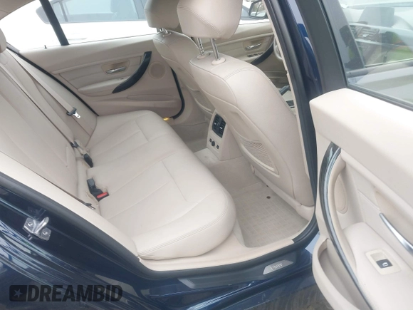 2013 BMW 3 Series 335i xDrive with VIN WBA3B9C50DJ899068, listed as a IAAI auction lot 41331622 with 156,216 mi miles. Bid and sale history available at carsss.com. Image 8.