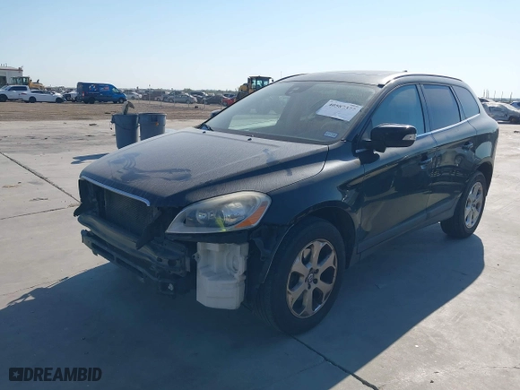 2013 Volvo XC60 3.2L with VIN YV4952DL3D2444473, listed as a IAAI auction lot 40587377 with 72,754 mi miles. Bid and sale history available at carsss.com. Image 18.