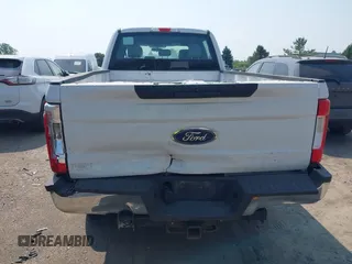 2019 Ford F-350 Platinum with VIN 1FT7W3BT4KED68113, listed as a IAAI auction lot 42420899 with 240,939 mi miles and . Bid and sale history available at DreamBid. Image 16.