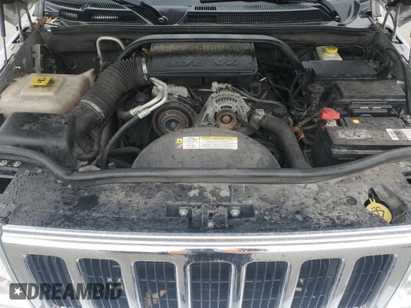 2010 Jeep Commander Sport с VIN 1J4RG4GK2AC128137, выставлен на аукционе Copart как лот 50723555 с пробегом 229 714 миль миль и Чистый • Clean title. История ставок и продаж доступна на DreamBid. Изображение 12.