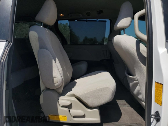 2014 Toyota Sienna LE AAS z VIN 5TDKK3DC0ES465228, wystawiony jako Copart lot #54427125 z przebiegiem 173 811 mil mil oraz Szkoda całkowita • Salvage title. Historia ofert i sprzedaży dostępna na DreamBid. Obrazek 11.