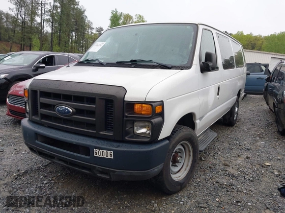 2009 Ford Econoline Passenger XL z VIN 1FBSS31L29DA07149, wystawiony jako IAAI lot #41863392 z przebiegiem 152 010 mil mil oraz . Historia ofert i sprzedaży dostępna na DreamBid. Obrazek 2.