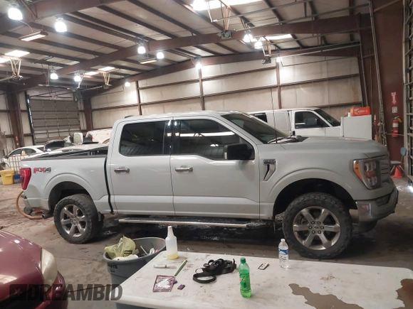 2022 Ford F-150 XL with VIN 1FTFW1E59NKD48281, listed as a IAAI auction lot 41564135 with 68,496 mi miles and . Bid and sale history available at DreamBid. Image 13.
