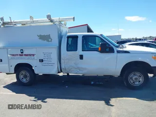 2015 Ford F-250 XLT с VIN 1FT7X2B68FEB08093, выставлен на аукционе IAAI как лот 41730991 с пробегом 210 959 миль миль и . История ставок и продаж доступна на DreamBid. Изображение 13.
