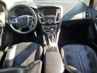 2012 Ford Focus SEL with VIN 1FAHP3H21CL294040, listed as a Copart auction lot 48535355 with 103,579 mi miles and Clean Title. Bid and sale history available at DreamBid. Image 8.