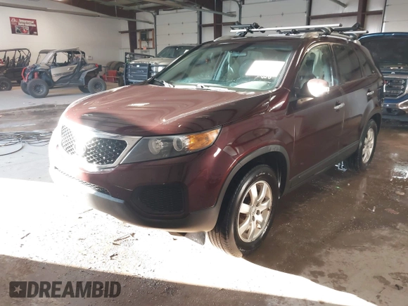 2013 Kia Sorento LX with VIN 5XYKT4A27DG315059, listed as a IAAI auction lot 41571574 with 217,527 mi miles. Bid and sale history available at carsss.com. Image 18.