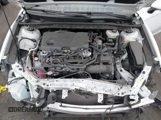 2025 Toyota Camry LE z VIN 4T1DAACK8SU029853, wystawiony jako IAAI lot #41813312 z przebiegiem 25 522 mil mil oraz . Historia ofert i sprzedaży dostępna na DreamBid. Obrazek 10.