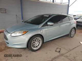 2014 Ford Focus Electric z VIN 1FADP3R47EL156522, wystawiony jako Copart lot #50797415 z przebiegiem 88 543 mil mil oraz Szkody całkowita. Historia ofert i sprzedaży dostępna na DreamBid. Obrazek 1.
