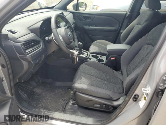 2025 Subaru Forester Premium z VIN JF2SLDBC2SH509320, wystawiony jako Copart lot #62509545 z przebiegiem 6 188 mil mil oraz Szkoda całkowita • Salvage title. Historia ofert i sprzedaży dostępna na DreamBid. Obrazek 7.