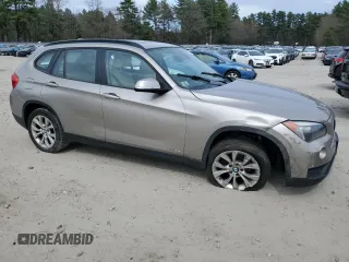2013 BMW X1 xDrive28i z VIN WBAVL1C59DVR83695, wystawiony jako Copart lot #53530785 z przebiegiem Nie podano mil oraz Czysty tytuł • Clean title. Historia ofert i sprzedaży dostępna na DreamBid. Obrazek 4.