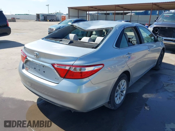 2017 Toyota Camry XLE z VIN 4T1BF1FK0HU391480, wystawiony jako IAAI lot #41775274 z przebiegiem 138 304 mil mil oraz . Historia ofert i sprzedaży dostępna na DreamBid. Obrazek 4.