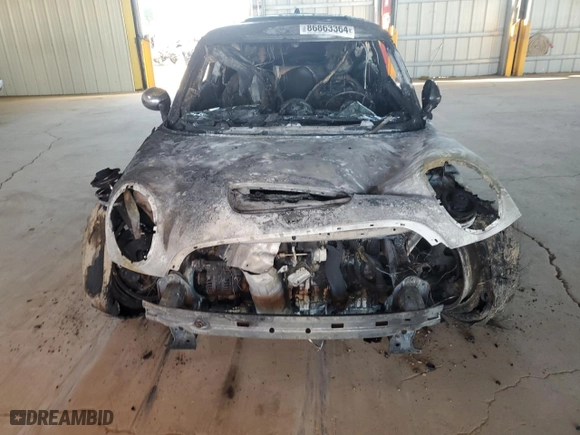 2008 MINI Cooper Hardtop S with VIN WMWMF73568TV37043, listed as a Copart auction lot 86863364 with NaN miles and Salvage Title. Bid and sale history available at carsss.com. Image 5.