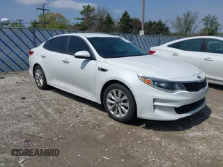 2018 Kia Optima LX z VIN 5XXGT4L32JG269295, wystawiony jako IAAI lot #42074968 z przebiegiem 84 755 mil mil oraz . Historia ofert i sprzedaży dostępna na DreamBid. Obrazek 1.