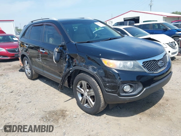2013 Kia Sorento EX with VIN 5XYKU3A60DG342338, listed as a IAAI auction lot 42020408 with 121,155 mi miles. Bid and sale history available at carsss.com. Image 1.