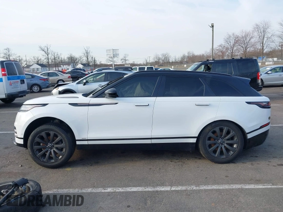 2019 Land Rover Range Rover Velar R-Dynamic SE z VIN SALYL2EX9KA782364, wystawiony jako IAAI lot #41775991 z przebiegiem 66 966 mil mil oraz . Historia ofert i sprzedaży dostępna na DreamBid. Obrazek 14.