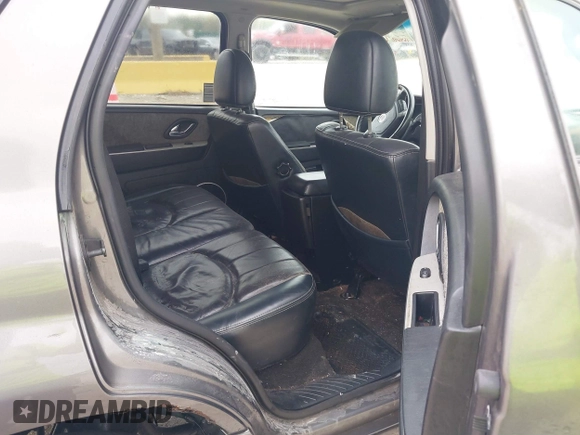 2006 Mercury Mariner Luxury with VIN 4M2CU57116KJ07577, listed as a IAAI auction lot 41448284 with 164,642 mi miles and . Bid and sale history available at DreamBid. Image 8.