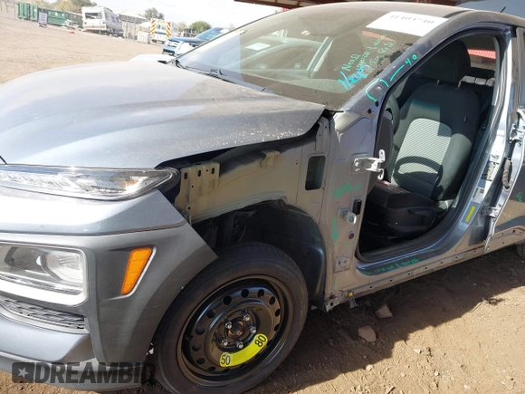 2018 Hyundai Kona SE with VIN KM8K12AA1JU067835, listed as a IAAI auction lot 41403740 with 88,378 mi miles and . Bid and sale history available at DreamBid. Image 6.