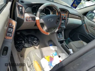 2002 Toyota Highlander z VIN JTEGD21A320028363, wystawiony jako Copart lot #58154705 z przebiegiem 138 157 mil mil oraz Szkoda całkowita • Salvage title. Historia ofert i sprzedaży dostępna na DreamBid. Obrazek 8.