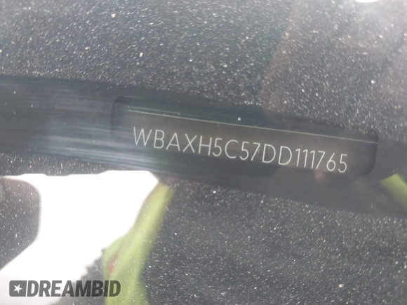 2013 BMW 5 Series 528i xDrive z VIN WBAXH5C57DD111765, wystawiony jako IAAI lot #42293035 z przebiegiem 118 786 mil mil oraz . Historia ofert i sprzedaży dostępna na DreamBid. Obrazek 9.