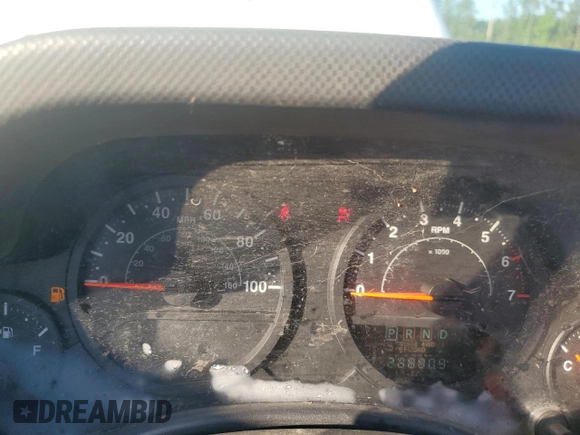 2008 Jeep Wrangler X с VIN 1J4FZ241X8L538255, выставлен на аукционе Copart как лот 61461925 с пробегом 266 908 миль миль и Чистый • Clean title. История ставок и продаж доступна на DreamBid. Изображение 9.