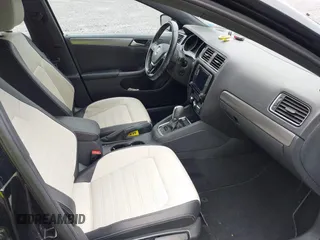 2016 Volkswagen Jetta Sport с VIN 3VWD17AJ6GM336383, выставлен на аукционе IAAI как лот 42518774 с пробегом 81 982 миль миль и . История ставок и продаж доступна на DreamBid. Изображение 5.