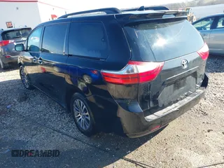 2019 Toyota Sienna XLE Auto Access Seat with VIN 5TDYZ3DC9KS995408, listed as a IAAI auction lot 41114546 with 98,280 mi miles. Bid and sale history available at carsss.com. Image 3.