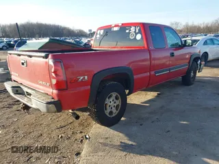 2003 Chevrolet Silverado 1500 LS with VIN 2GCEK19V531282018, listed as a IAAI auction lot 41774997 with 199,066 mi miles. Bid and sale history available at carsss.com. Image 4.