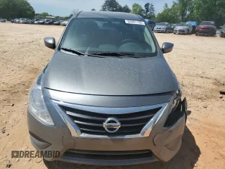 2019 Nissan Versa SV z VIN 3N1CN7AP8KL815526, wystawiony jako Copart lot #53461155 z przebiegiem 90 739 mil mil oraz Szkoda całkowita • Salvage title. Historia ofert i sprzedaży dostępna na DreamBid. Obrazek 5.