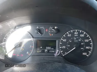 2014 Nissan Sentra SR z VIN 3N1AB7AP1EY218581, wystawiony jako IAAI lot #41853117 z przebiegiem 125 967 mil mil oraz . Historia ofert i sprzedaży dostępna na DreamBid. Obrazek 7.