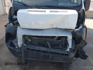 2020 Ram ProMaster Cargo with VIN 3C6TRVBG6LE114033, listed as a IAAI auction lot 41785590 with 116,981 mi miles and . Bid and sale history available at carsss.com. Image 6.