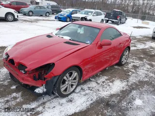 2011 Mercedes-Benz SLK-Class SLK 300 with VIN WDBWK5EA5BF235754, listed as a IAAI auction lot 41315732 with NaN miles. Bid and sale history available at carsss.com. Image 17.