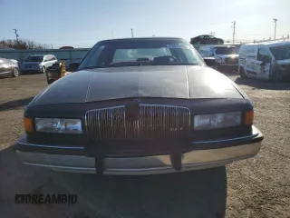 1988 Buick Regal with VIN 2G4WD14W7J1471986, listed as a Copart auction lot 51979765 with 41,747 mi miles and Clean Title. Bid and sale history available at DreamBid. Image 5.