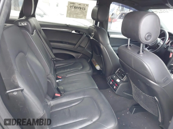 2014 Audi Q7 3.0T S line Prestige with VIN WA1DGAFE4ED010577, listed as a IAAI auction lot 41498879 with 180,403 mi miles. Bid and sale history available at carsss.com. Image 8.