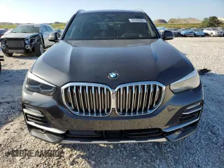 2020 BMW X5 sDrive40i with VIN 5UXCR4C0XL9C12704, listed as a Copart auction lot 49280385 with 84,872 mi miles and Clean Title. Bid and sale history available at carsss.com. Image 5.