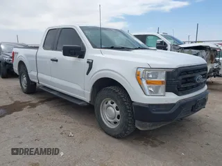 2022 Ford F-150 XL z VIN 1FTEX1EP5NKF05959, wystawiony jako IAAI lot #41776623 z przebiegiem 79 031 mil mil oraz . Historia ofert i sprzedaży dostępna na DreamBid. Obrazek 1.