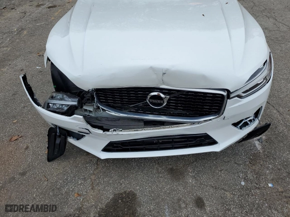 2019 Volvo XC60 R-Design with VIN LYV102RM4KB284339, listed as a Copart auction lot 86287874 with 49,447 mi miles and Salvage Title. Bid and sale history available at carsss.com. Image 11.
