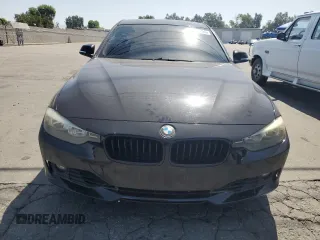 2015 BMW 3 Series 328i z VIN WBA3C1C58FK121855, wystawiony jako Copart lot #61257755 z przebiegiem 96 566 mil mil oraz Szkoda całkowita • Salvage title. Historia ofert i sprzedaży dostępna na DreamBid. Obrazek 5.