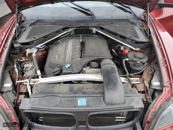 2011 BMW X6 35i with VIN 5UXFG2C51BLX08105, listed as a Copart auction lot 47687445 with 114,252 mi miles and Clean Title. Bid and sale history available at carsss.com. Image 12.