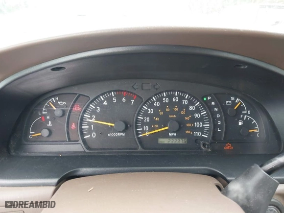 2001 Toyota Tundra Ltd with VIN 5TBBT48181S180372, listed as a IAAI auction lot 41749245 with 233,375 mi miles. Bid and sale history available at carsss.com. Image 7.