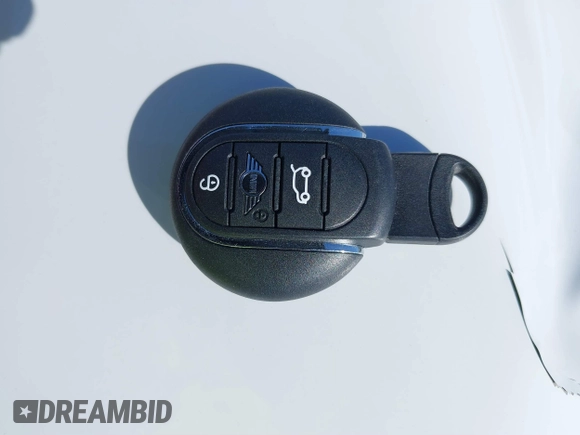 2019 MINI Countryman Cooper with VIN WMZYS7C55K3F46617, listed as a IAAI auction lot 41766518 with 64,643 mi miles and . Bid and sale history available at DreamBid. Image 11.