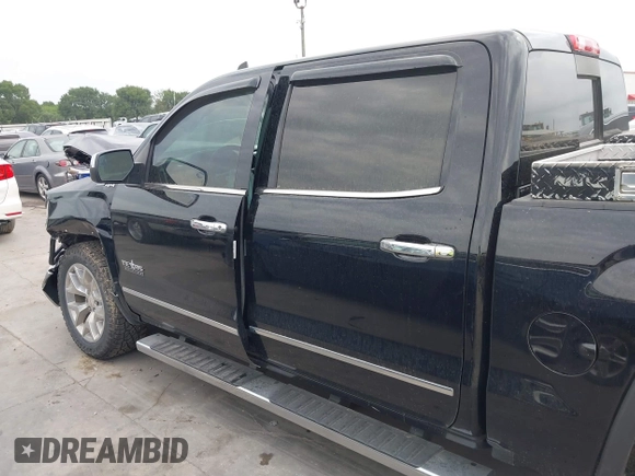 2018 GMC Sierra 1500 SLT z VIN 3GTU2NEC7JG617050, wystawiony jako IAAI lot #42403912 z przebiegiem 215 748 mil mil oraz . Historia ofert i sprzedaży dostępna na DreamBid. Obrazek 14.