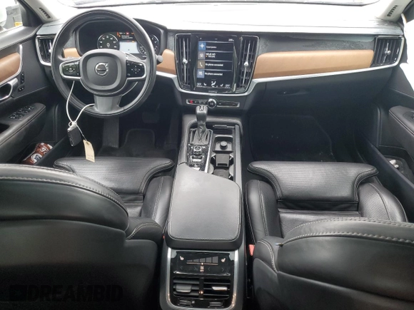 2017 Volvo S90 Inscription с VIN YV1A22ML9H1008614, выставлен на аукционе Copart как лот 55606895 с пробегом 43 242 миль миль и Списание • Salvage title. История ставок и продаж доступна на DreamBid. Изображение 8.
