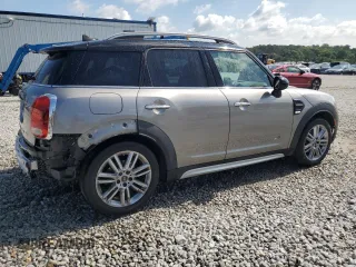 2018 MINI Countryman Cooper with VIN WMZYV5C36J3E04303, listed as a Copart auction lot 59775855 with 73,518 mi miles and Salvage title. Bid and sale history available at DreamBid. Image 3.