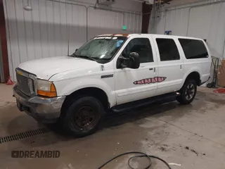 2000 Ford Excursion XLT with VIN 1FMNU41S1YEB10342, listed as a IAAI auction lot 42068928 with 202,584 mi miles and . Bid and sale history available at DreamBid. Image 2.