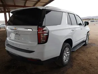2023 Chevrolet Tahoe LT z VIN 1GNSKNKDXPR105660, wystawiony jako IAAI lot #41587013 z przebiegiem 42 975 mil mil oraz . Historia ofert i sprzedaży dostępna na DreamBid. Obrazek 4.