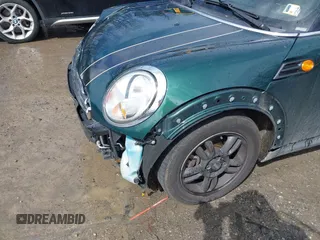 2012 MINI Hardtop with VIN WMWSU3C52CT367259, listed as a IAAI auction lot 39129362 with 121,364 mi miles and . Bid and sale history available at DreamBid. Image 13.