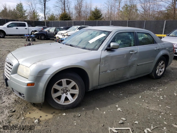 2006 Chrysler 300 Touring with VIN 2C3KA53G26H105577, listed as a Copart auction lot 48552005 with 202,525 mi miles and Salvage Title. Bid and sale history available at carsss.com. Image 1.