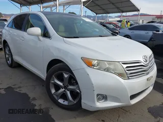 2010 Toyota Venza with VIN 4T3ZK3BB2AU029708, listed as a IAAI auction lot 41392519 with 90,404 mi miles. Bid and sale history available at carsss.com. Image 1.